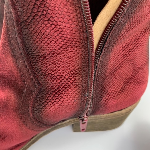 Free People Barbary Velvet Snake Print Western Steel Tip Ankle Boots Sz 39 $298 - Picture 5 of 7